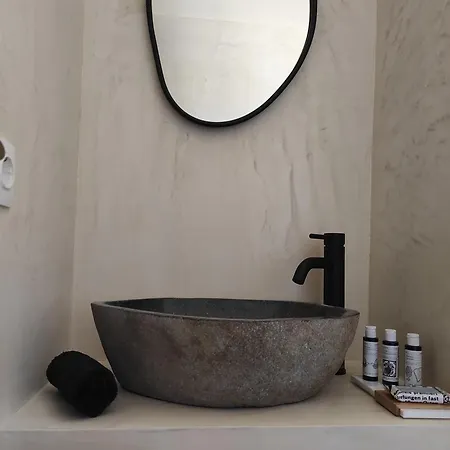 Apartahotel Petra Finikas (Syros)