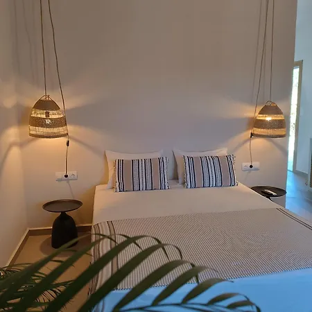 Petra Hotel apartamentowy Finikas (Syros)
