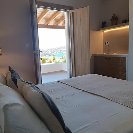 Petra Hotel apartamentowy Finikas (Syros)