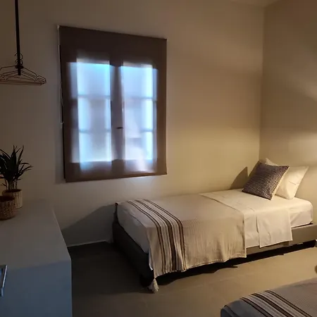 Hotel apartamentowy Petra Finikas (Syros)