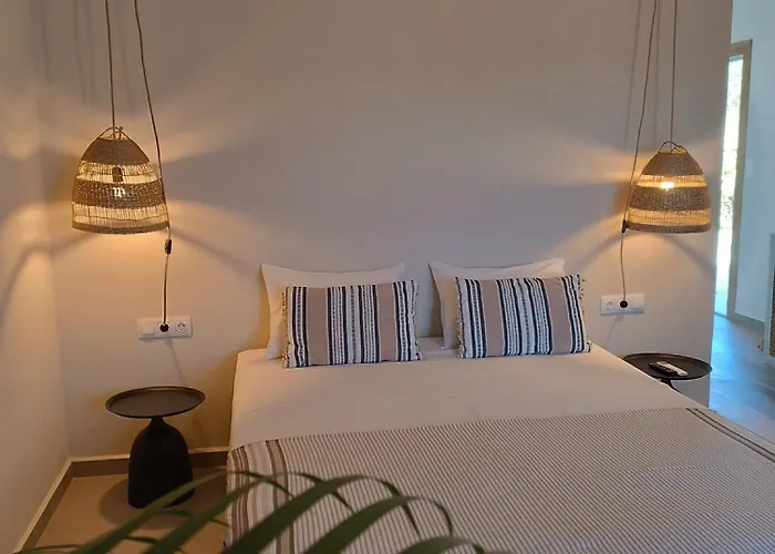 Petra Апарт-отель Финикас