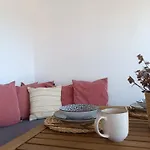 Petra 3* Finikas (Syros)