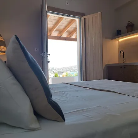 Apartahotel Petra Finikas (Syros)